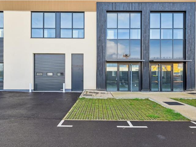 Local Commercial location à Nanterre