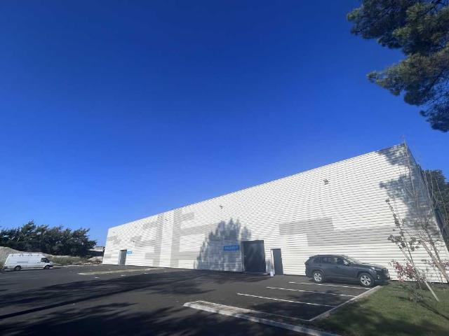 Local Commercial location à Bordeaux, Canéjan