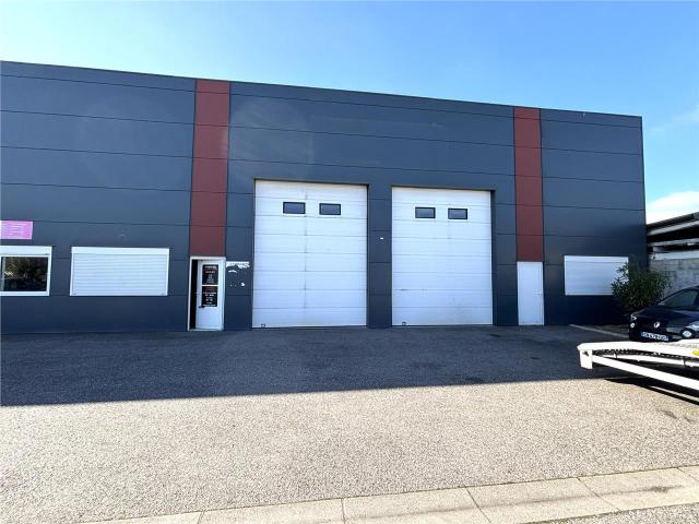 Local Commercial location à Toulouse, Plaisance-du-touch