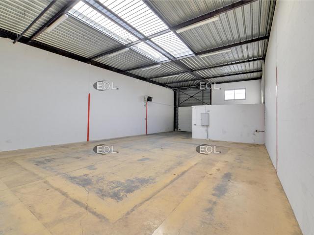 Local Commercial location à Pontoise, Saint-ouen-l'aumône