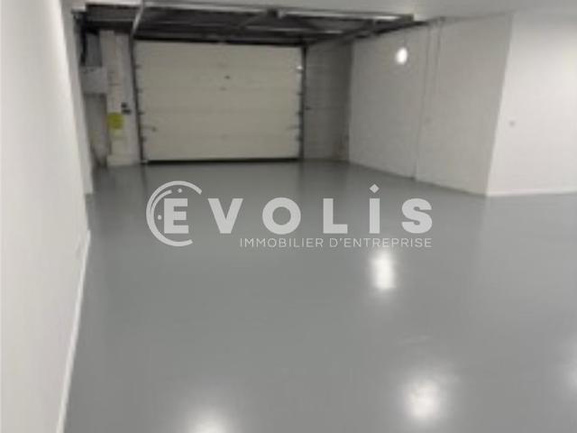 Local Commercial location à Nanterre, Villeneuve-la-garenne