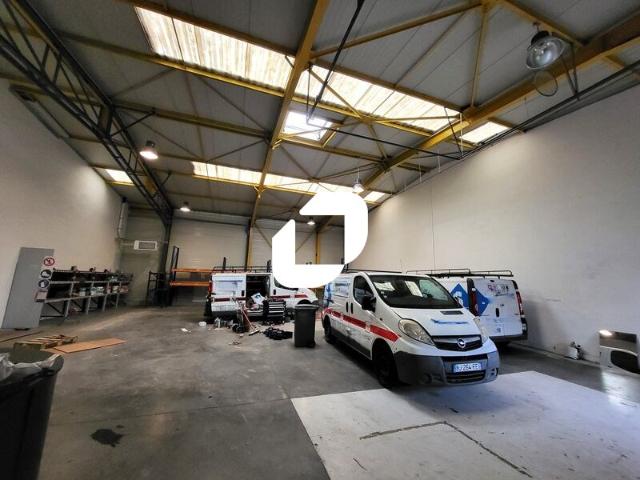Local Commercial location à Lille, Marcq-en-Barœul