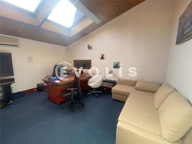 Local Commercial vente à Bobigny, Bagnolet