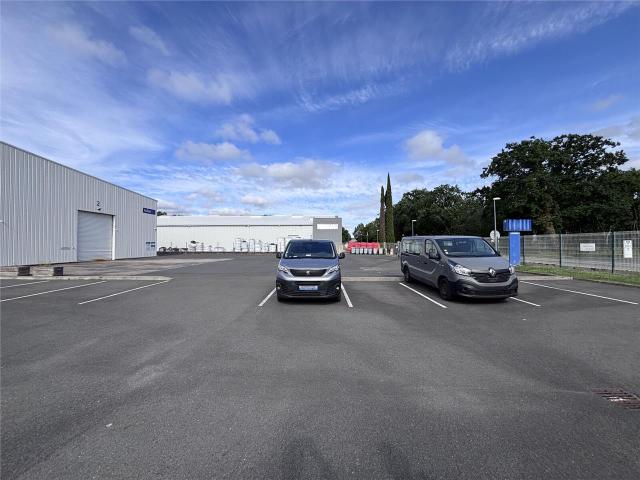 Local Commercial vente à Nantes, Bouaye