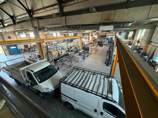 Local Commercial vente à Châteauneuf-sur-Isère, Drôme