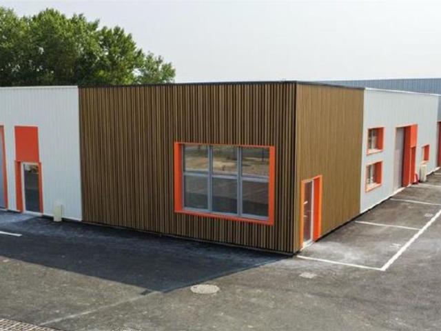 Local Commercial vente à Bordeaux, Carbon-blanc