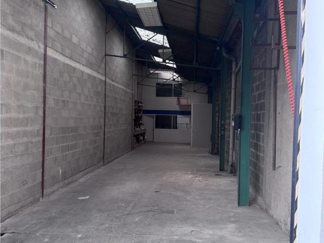 Local Commercial vente à Nanterre, Colombes