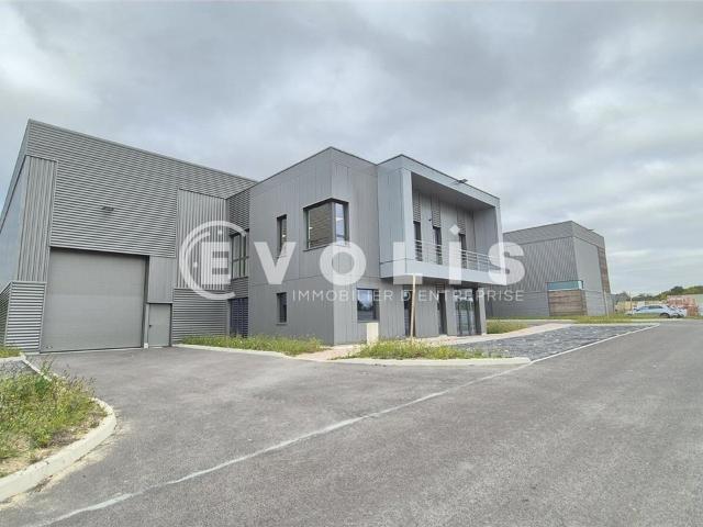 Local Commercial vente à Torcy, Courtry