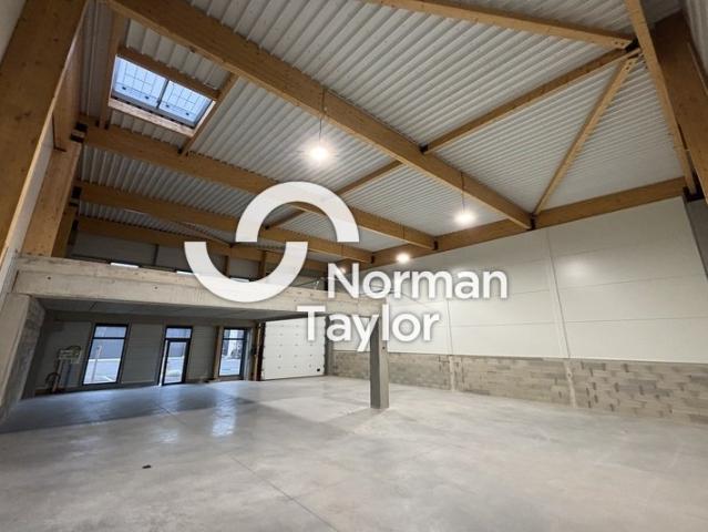 Local Commercial vente à Nîmes, Gallargues-le-montueux
