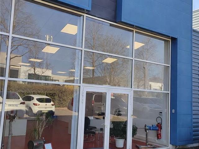 Local Commercial vente à Villefranche-sur-Saône, Rhône