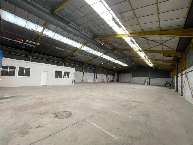 Local Commercial vente à Harly