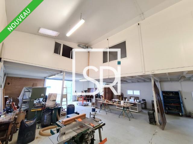 Local Commercial vente à Issoire