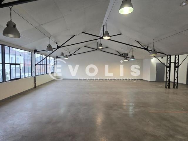 Local Commercial vente à L'Haÿ-les-Roses, Ivry-sur-seine