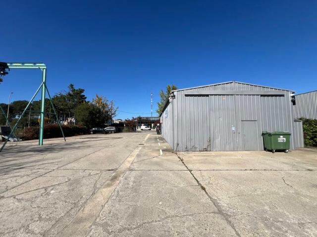 Local Commercial vente à Bordeaux, Le Haillan