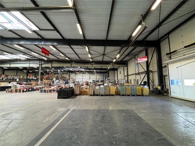 Local Commercial vente à Dijon, Longvic