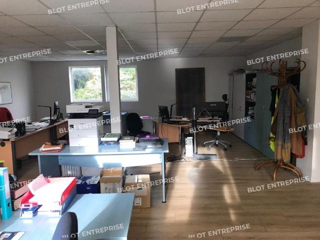 Local Commercial vente à Nantes, Chantenay Zone Portuaire