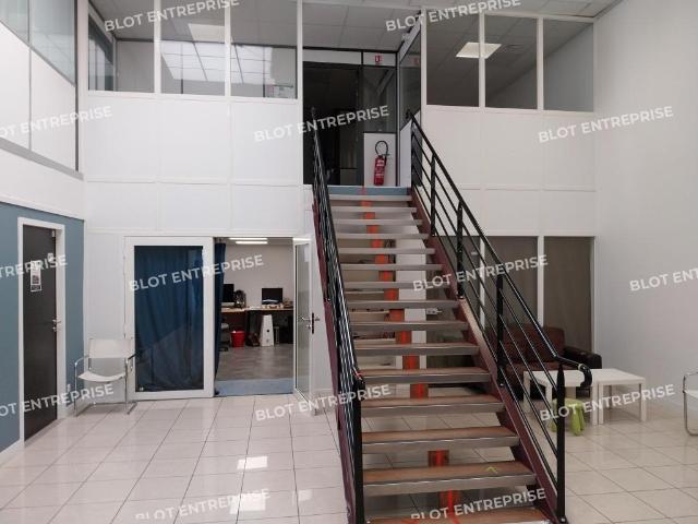 Local Commercial vente à Nantes, Plessis Cellier