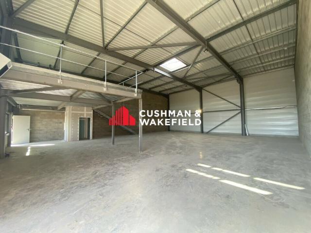 Local Commercial vente à Toulouse, Pibrac
