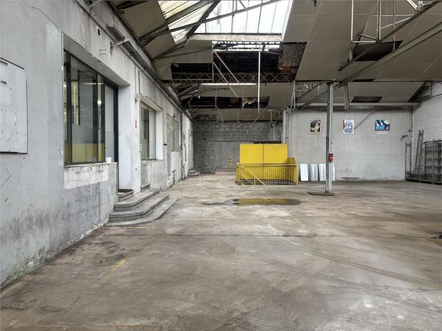 Local Commercial vente à Saint-Étienne, Saint-etienne