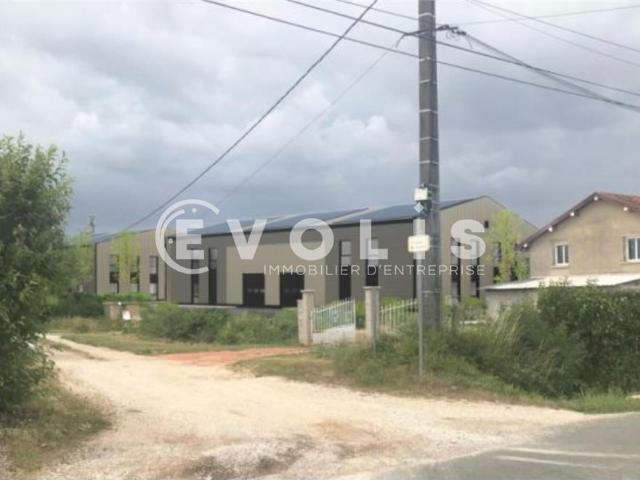 Local Commercial vente à Bourg-en-Bresse, Saint-nizier-le-désert