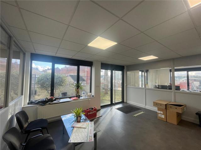 Local Commercial vente à Saint-quentin