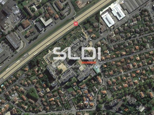 Local Commercial vente à Villefranche-sur-Saône, Rhône