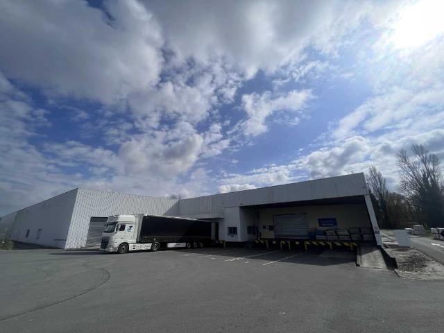 Local Commercial location à Bordeaux, Carbon-blanc