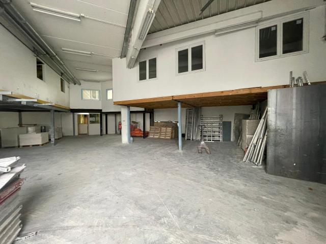 Local Commercial vente à Saint-Denis, La Courneuve