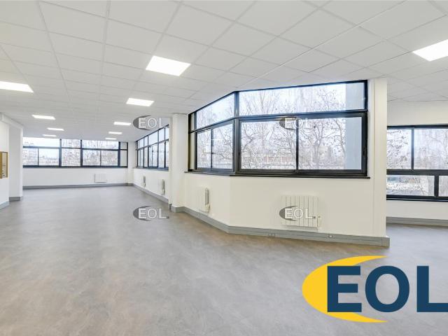 Local Commercial location à France métropolitaine, Saint-denis