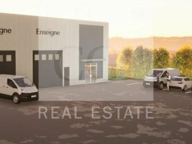 Local Commercial vente à Bourg-en-Bresse, Guéreins