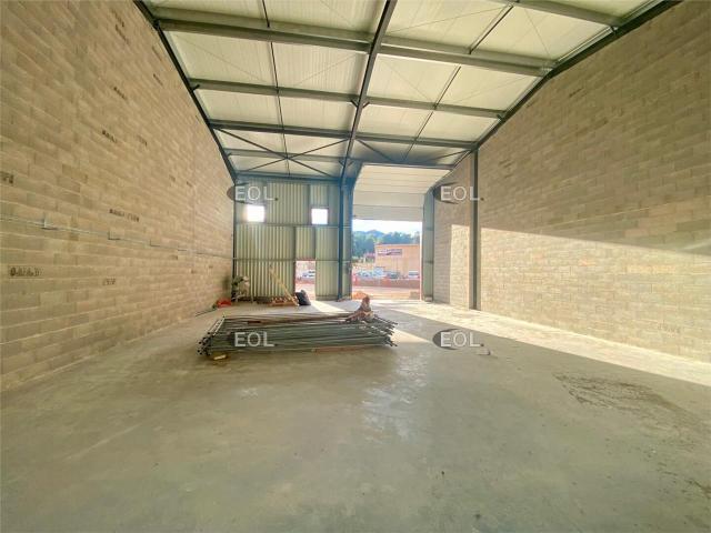 Local Commercial vente à Marseille, Peypin