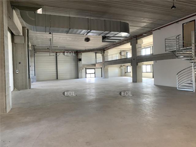 Local Commercial location à Nanterre, Colombes