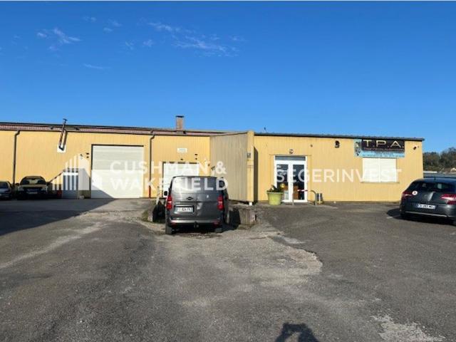 Local Commercial vente à Besançon, Chalezeule
