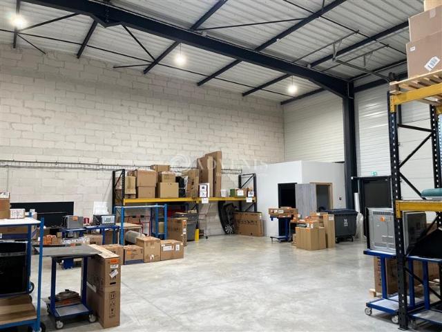 Local Commercial vente à Tours, Chambray-lès-tours
