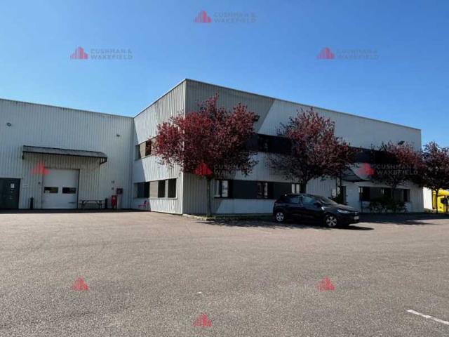 Local Commercial vente à Dijon, Longvic