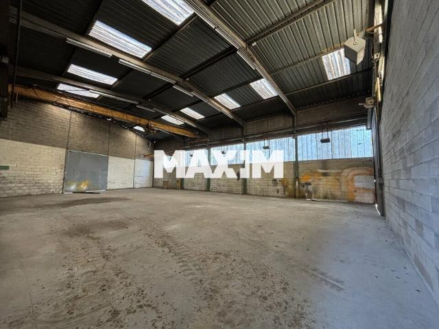 Local Commercial vente à Dijon, Longvic