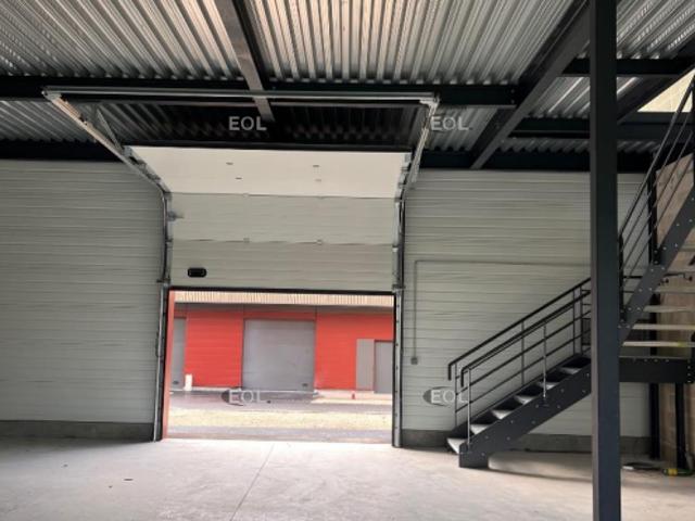 Local Commercial vente à Marcoussis, Essonne