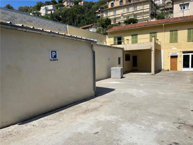 Local Commercial vente à Nice