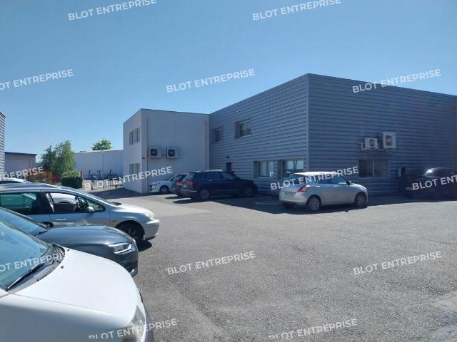 Local Commercial vente à Sainte-luce-sur-loire