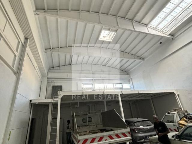 Local Commercial vente à Villefranche-sur-Saône, Rhône