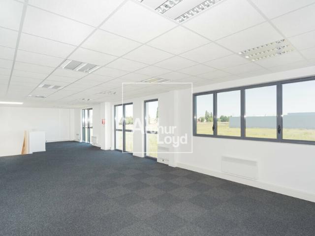 Local Commercial vente à Melun, Moissy-cramayel