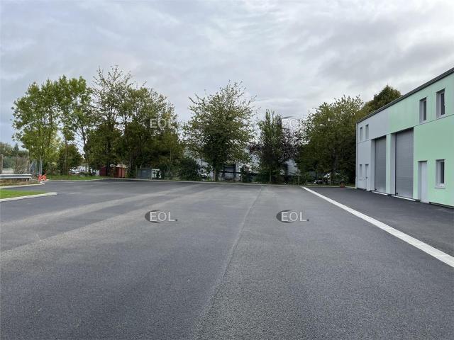 Local Commercial vente à Beauvais, Novillers