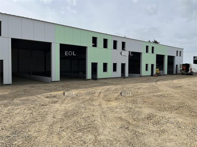 Local Commercial vente à Novillers