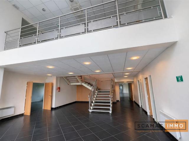 Local Commercial vente à Palaiseau, Morangis