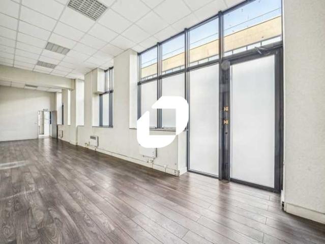 Local Commercial location à Boulogne-Billancourt, Vanves