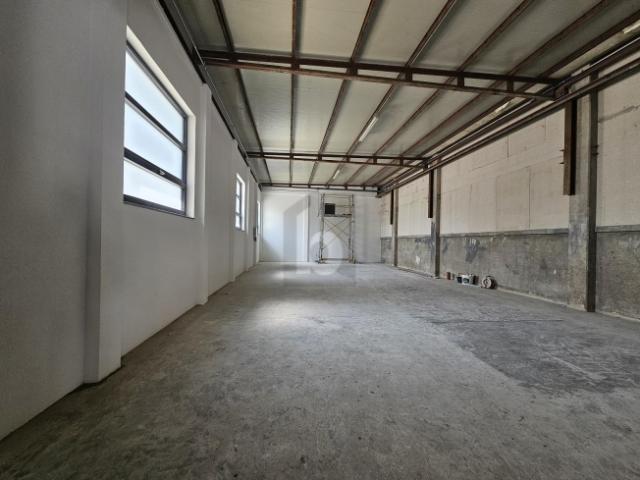 Atelier mieten in Vernayaz, Wallis