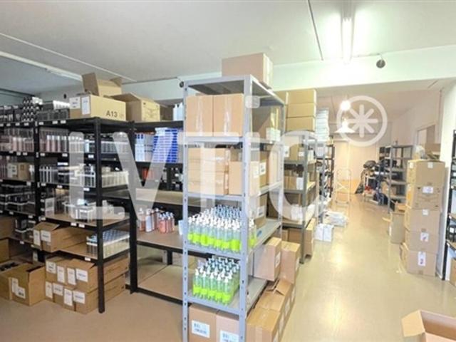 Büro mieten in Nyon, Waadt