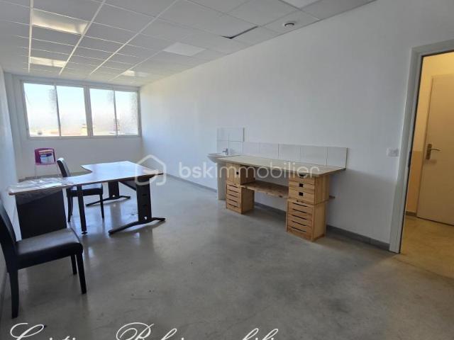 Bureau vente à Forcalquier