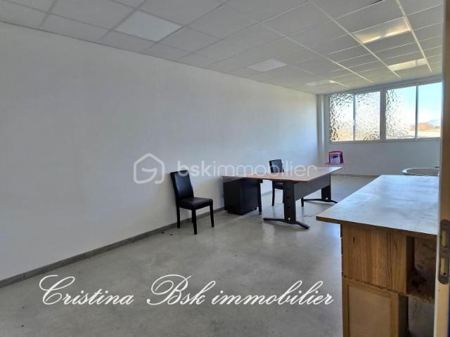 Bureau vente à Forcalquier