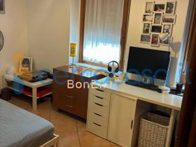 Appartamento in affitto a Ovest, Brenzone